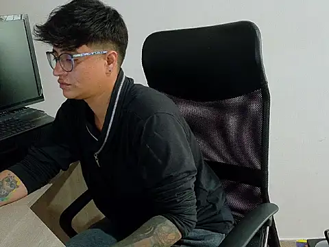 zarek boston online show from 12/19/25, 12:29