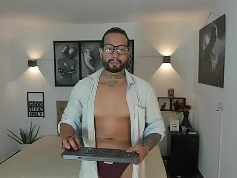 christopher palmerjs online show from 11/10/25, 01:10