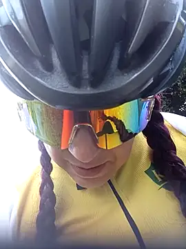 LAPOTRA 04 online show from 11/22/25, 09:13