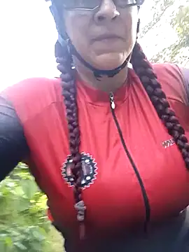 LAPOTRA 04 online show from 12/14/25, 12:11