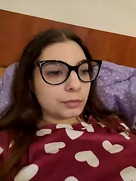 Snapshot of sweetbabygirlforyou chatting on 03/25/26, 10:41 sweetbabygirlforyou online show from 03/25/26, 10:41
