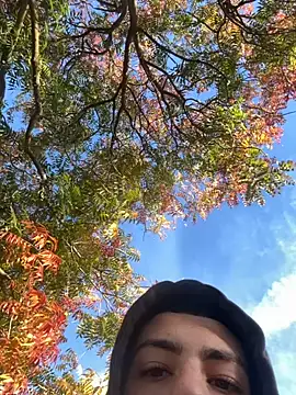 Snapshot of slimshadypt2 chatting on 11/10/25, 04:34 slimshadypt2 online show from 11/10/25, 04:34