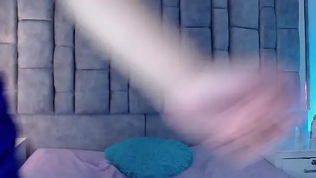 Soulmatesx online show from 11/11/25, 08:36