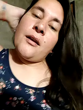 Clara Arg online show from 12/18/25, 02:16