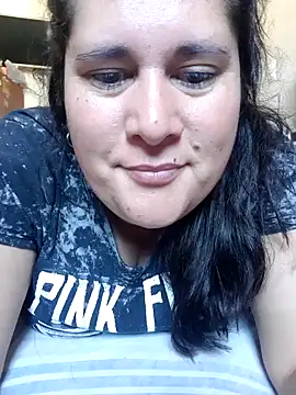 Clara Arg online show from 11/25/25, 02:39