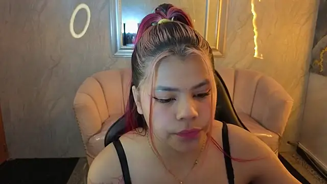 Little cherry b online show from 11/12/25, 07:51