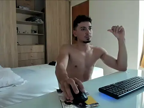 bbenboxer online show from 11/17/25, 07:40