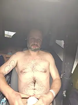 Snapshot of Fuckboyguyman chatting on 10/26/25, 08:20 Fuckboyguyman online show from 10/26/25, 08:20