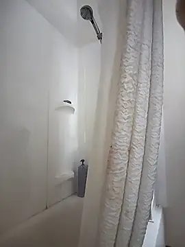 Snapshot of Fuckboyguyman chatting on 11/01/25, 09:19 Fuckboyguyman online show from 11/01/25, 09:19