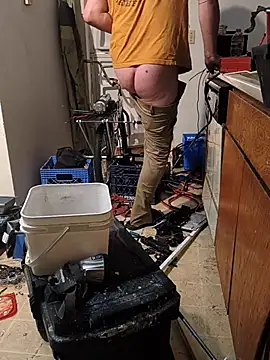 Fuckboyguyman online show from 04/06/26, 05:08