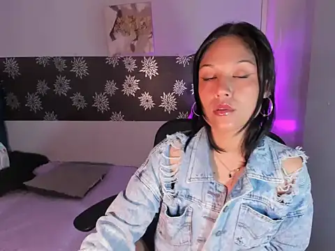 SamaradelaRoux online show from 01/09/26, 07:15