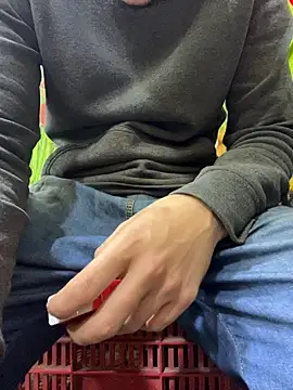 Unique-Man online show from 02/13/26, 01:44