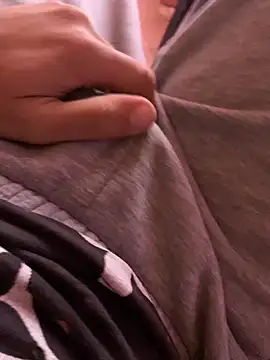 Unique-Man online show from 11/27/25, 01:33