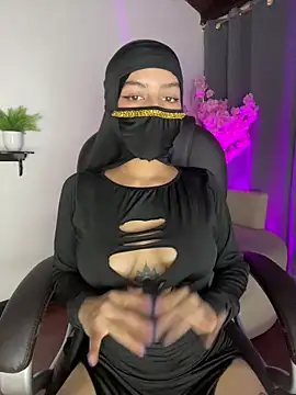 Snapshot of shaima__ chatting on 05/20/26, 07:11 shaima online show from 05/20/26, 07:11