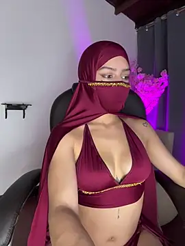 Snapshot of shaima__ chatting on 05/28/26, 09:10 shaima online show from 05/28/26, 09:10