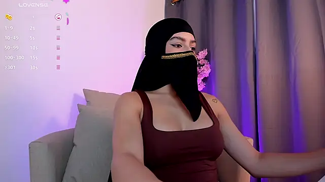 Snapshot of shaima__ chatting on 04/18/26, 08:31 shaima online show from 04/18/26, 08:31