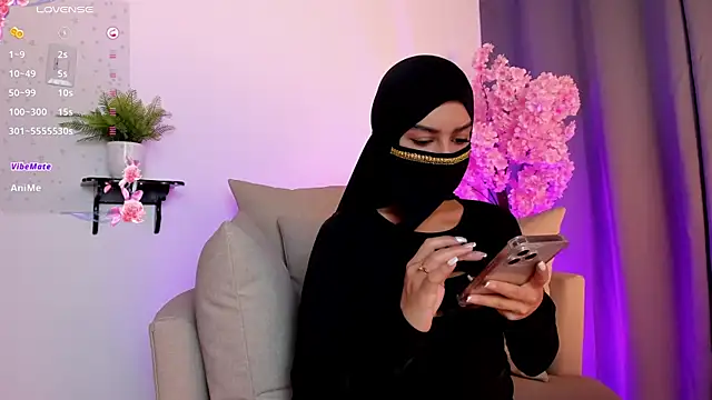 Snapshot of shaima__ chatting on 02/14/26, 07:47 shaima online show from 02/14/26, 07:47