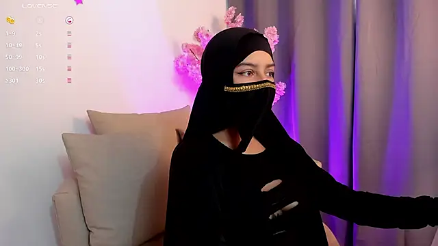 Snapshot of shaima__ chatting on 03/13/26, 10:15 shaima online show from 03/13/26, 10:15