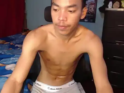 slimraz02 online show from 03/04/26, 03:36