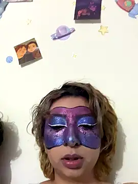 Snapshot of Ellie_Raven chatting on 10/31/25, 10:56 Ellie Raven online show from 10/31/25, 10:56