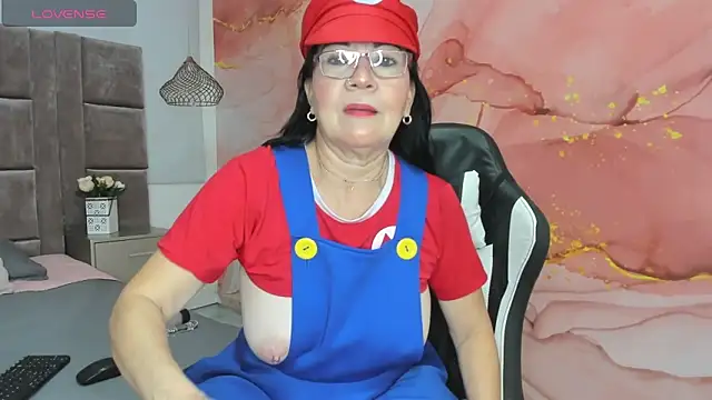 laliItaclark online show from 04/13/26, 11:36