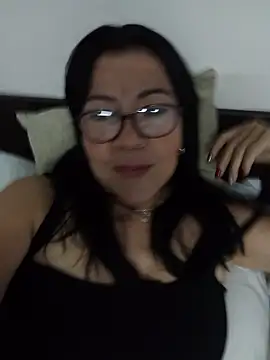 laliItaclark online show from 02/09/26, 02:37