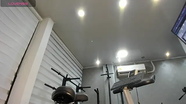 laliItaclark online show from 05/12/26, 12:22