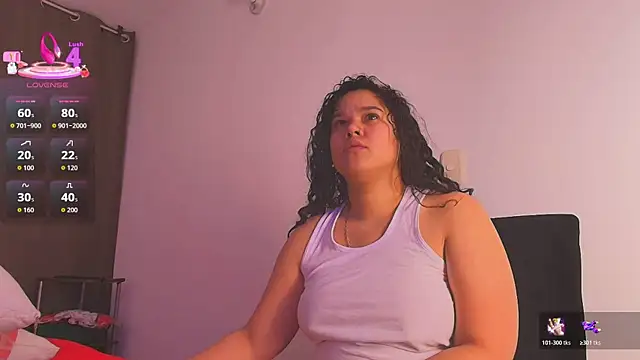 Snapshot of Kesha_rosse_ chatting on 06/06/26, 09:47 Kesha rosse online show from 06/06/26, 09:47