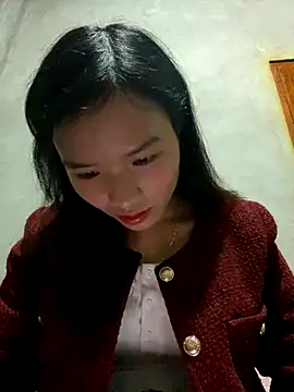 Yunzang online show from 11/19/25, 12:21