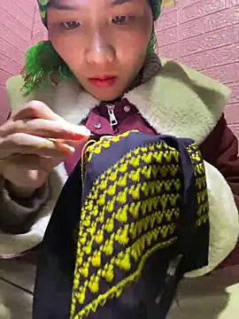 Yunzang online show from 02/15/26, 12:15