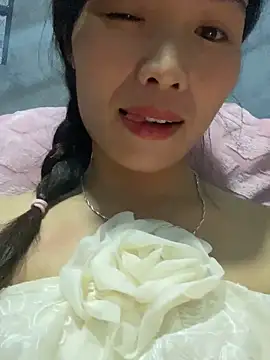 Yunzang online show from 11/02/25, 10:42