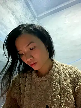 Yunzang online show from 11/04/25, 10:13