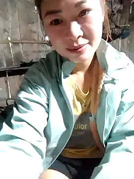 yeu-yeu online show from 11/08/25, 11:52