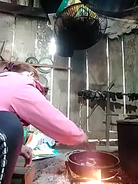 yeu-yeu online show from 12/02/25, 12:33