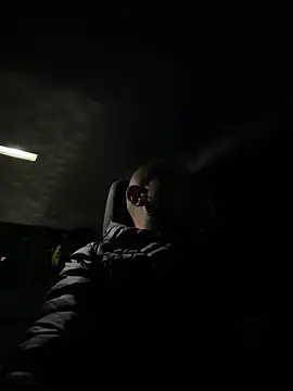 davi73d online show from 12/15/25, 09:31