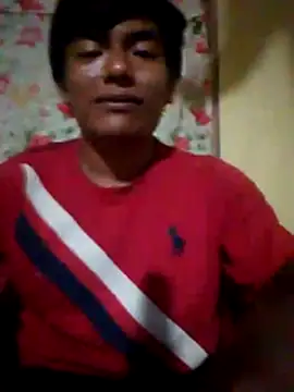 GuzzMiranda18 online show from 11/15/25, 08:40