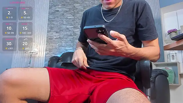 Snapshot of zack_joness18 chatting on 02/17/26, 04:21 zack joness18 online show from 02/17/26, 04:21