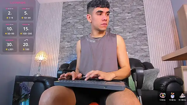 zack joness18 online show from 11/23/25, 02:32