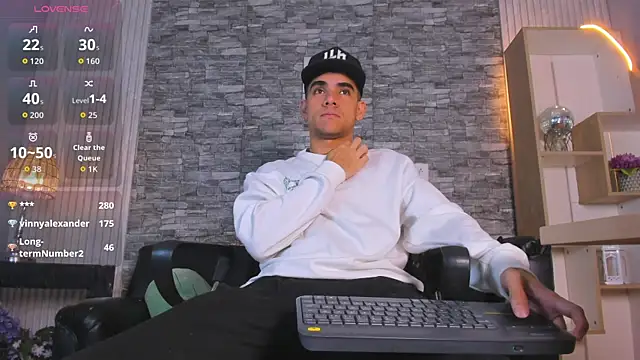 zack joness18 online show from 11/09/25, 03:43