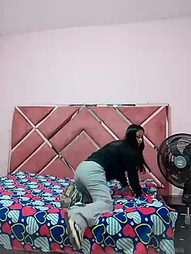 NataliaVega2 online show from 11/18/25, 02:38