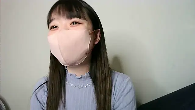 yua chan00 online show from 11/26/25, 12:27