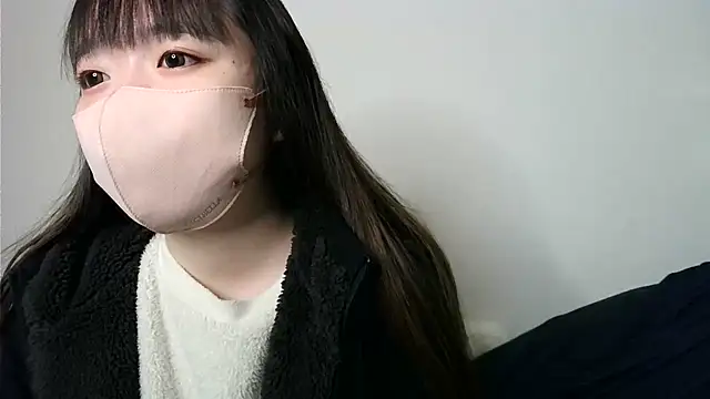 yua chan00 online show from 11/29/25, 04:51