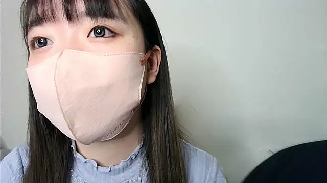 yua chan00 online show from 12/14/25, 01:17