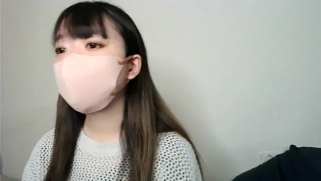 yua chan00 online show from 11/06/25, 03:16