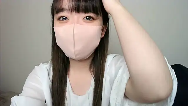 yua chan00 online show from 11/03/25, 11:25