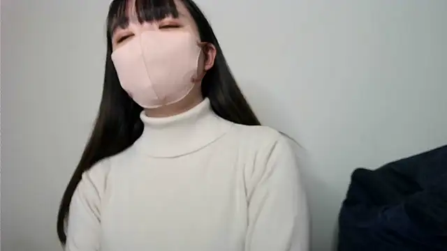 yua chan00 online show from 11/11/25, 12:44