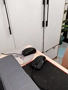 Tammy meri online show from 03/30/26, 10:33