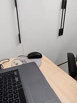 Tammy meri online show from 12/05/25, 04:00