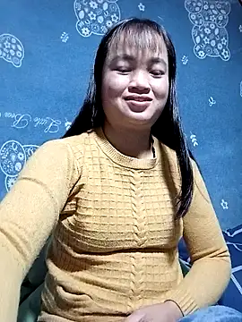 Noelle-e online show from 12/17/25, 01:27