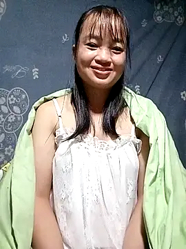 Noelle-e online show from 12/02/25, 01:02